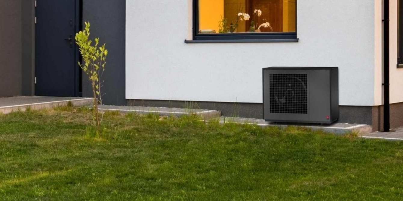 Schutz für die Wärmepumpe bei Elektro Jericke GmbH in Bitterfeld