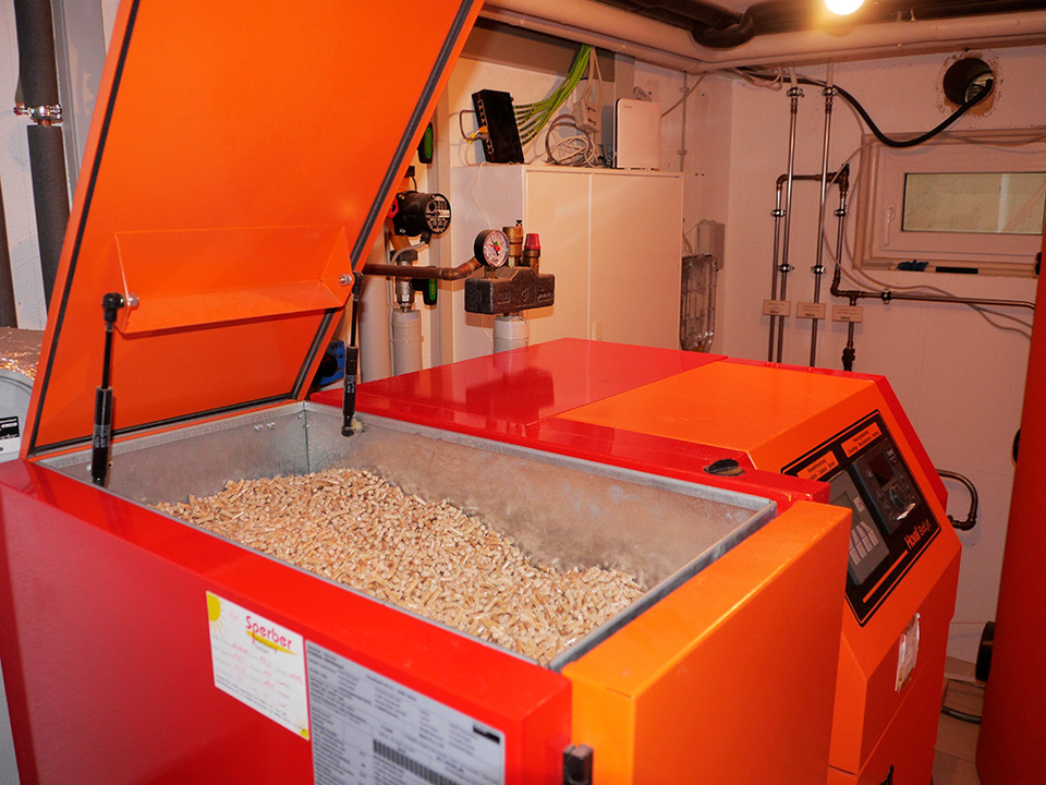 Palletheizung2 bei Elektro Jericke GmbH in Bitterfeld